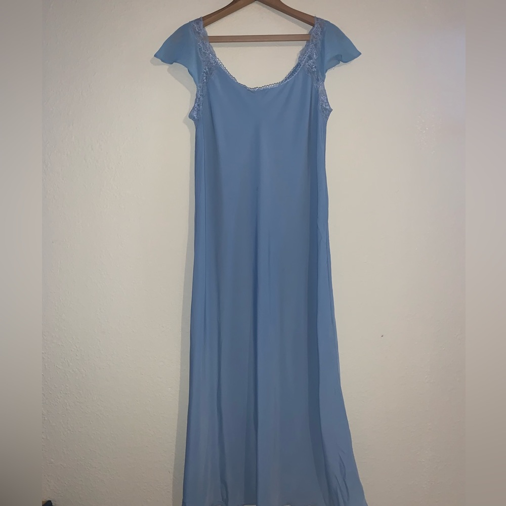 Madison Studio Intimates Sky Blue Night Gown